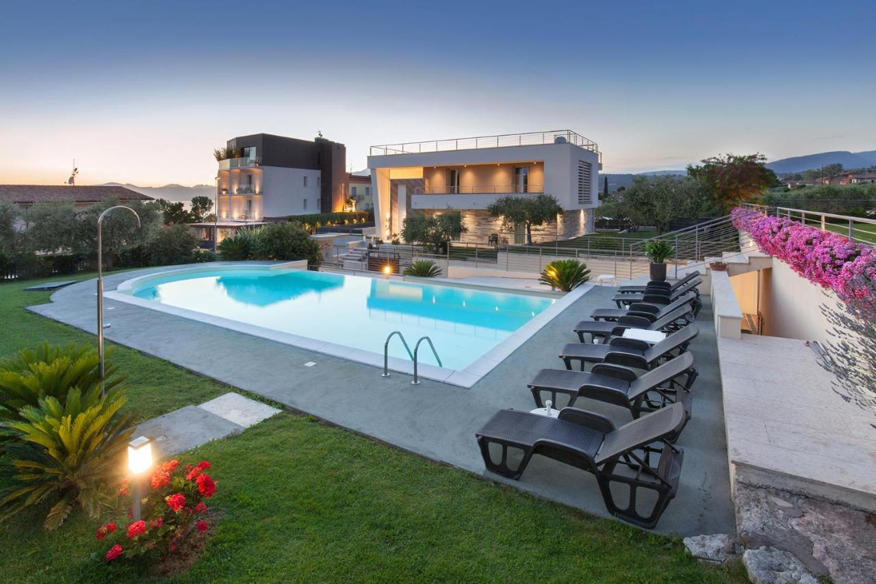 Villa Aurora-Holiday Home Apt 1 Bardolino Exterior foto
